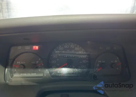 2005 Mercury Grand Marquis Gs z USA, uszkodzony, nr VIN 2MEFM74W85X622598